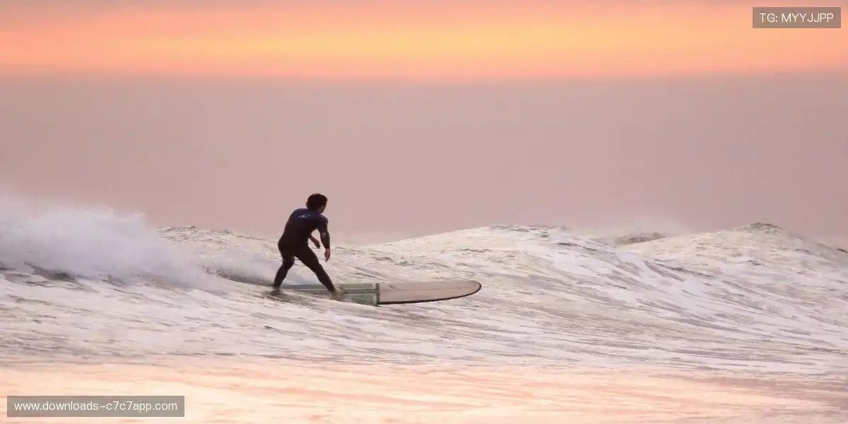 肌肉的线条,书写力量的十四行诗。🌄 ✨